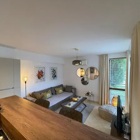 Luxury Sea Nest Next Marina Dinevi Apartament *