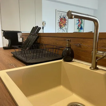 Luxury Sea Nest Next Marina Dinevi アパート