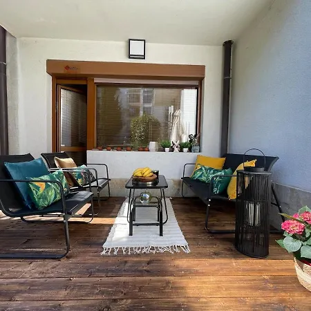 Luxury Sea Nest Next Marina Dinevi アパート