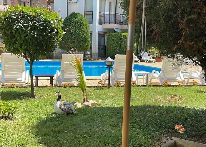 Luxury Sea Nest Next Marina Dinevi Apartament *